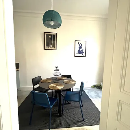 Ecusson - Duplex Lumineux Et Climatise Dans Particulier * Montpellier